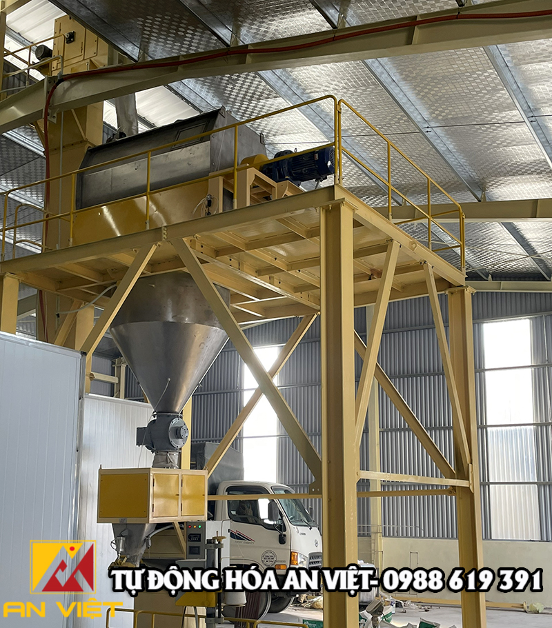 hệ thống cấp liệu đóng bao thức ăn chăn nuôi