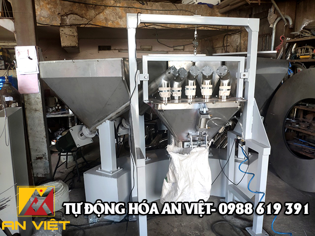 Lắp Đặt Hệ Thống Cân Định Lượng 5 Thành Phần Trong Sản Xuất Tấm Nhựa - Hà Nam